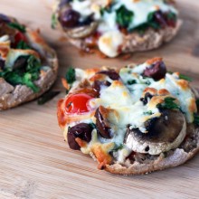 English muffin pizzas recipe