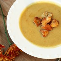 Acorn squash and pear soup with cinnamon sugar croutons recipe. The best flavors of fall in one budget-friendly recipe.