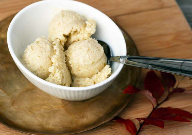 Homemade pear ice cream. The perfect ice cream for fall! (No ice cream maker required)