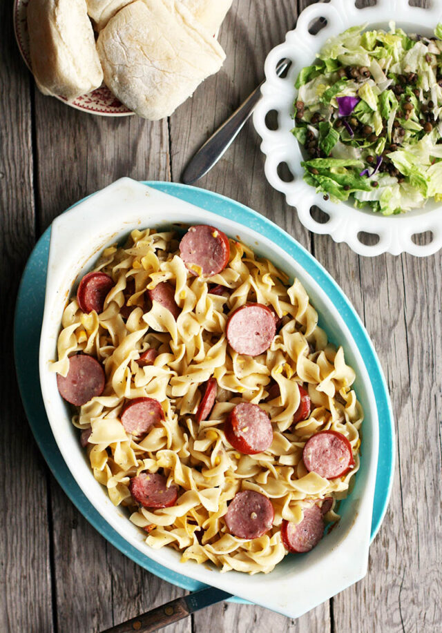 This ring bologna hotdish recipe is easy to make and feeds a crowd! Add this hotdish/casserole recipe to your repertoire. 