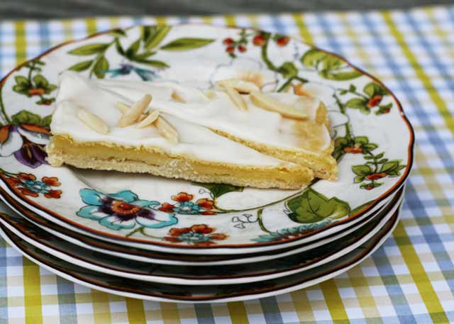 Almond kringler: A rich, flaky Scandinavian dessert with a cream puff-like crust, almond filling, and sweet glaze.