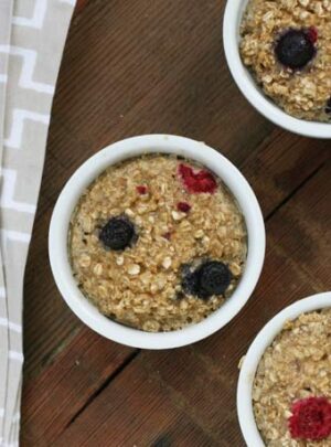 The $10 Food Day: Berry Baked Oatmeal Recipe