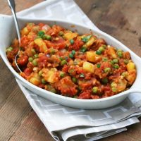 Indian pea and potato curry (Aloo Matar) recipe