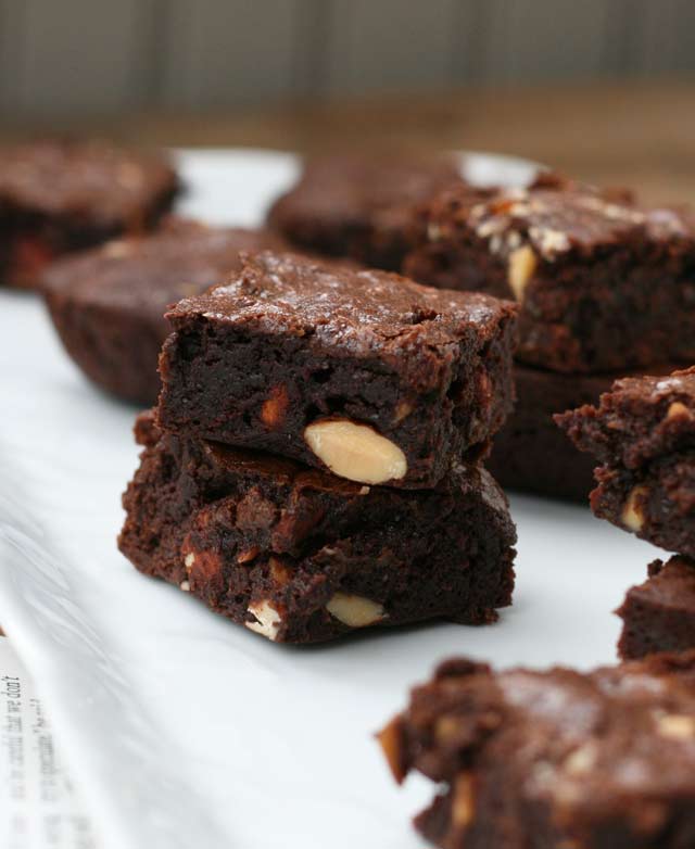 Brown butter and almond brownies recipe