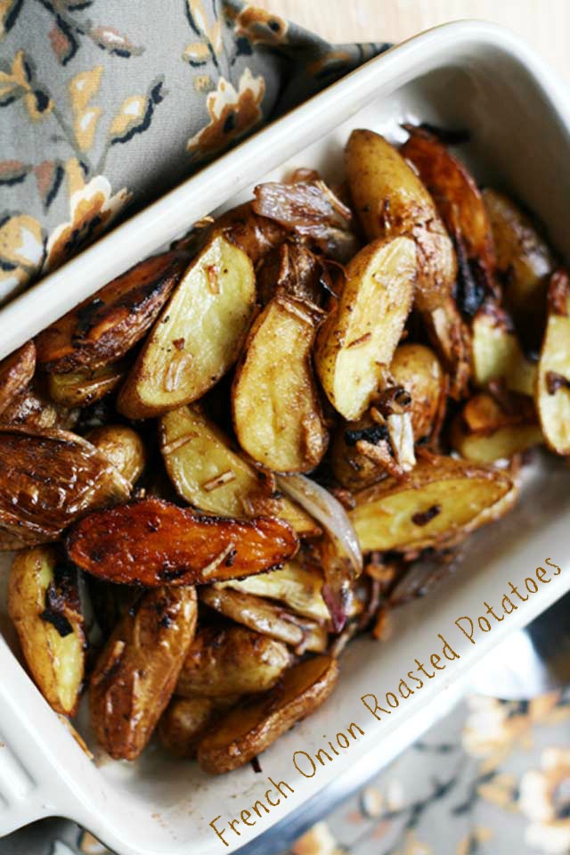French onion roasted potatoes. Crispy oven-baked potatoes with an irresistible French onion flavor. Repin to save!