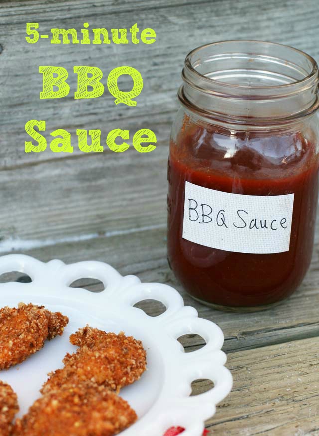 5-minute BBQ sauce recipe. Click through for recipe!