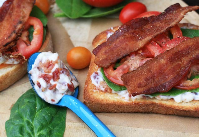 How to make bacon mayonnaise. Goes great on a BLT sandwich!