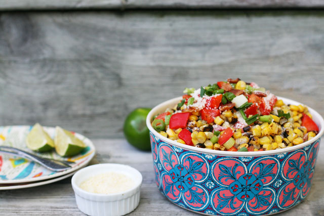 Mexican street corn (elote) salad. All the flavors of elote in salad form. Click through for recipe!
