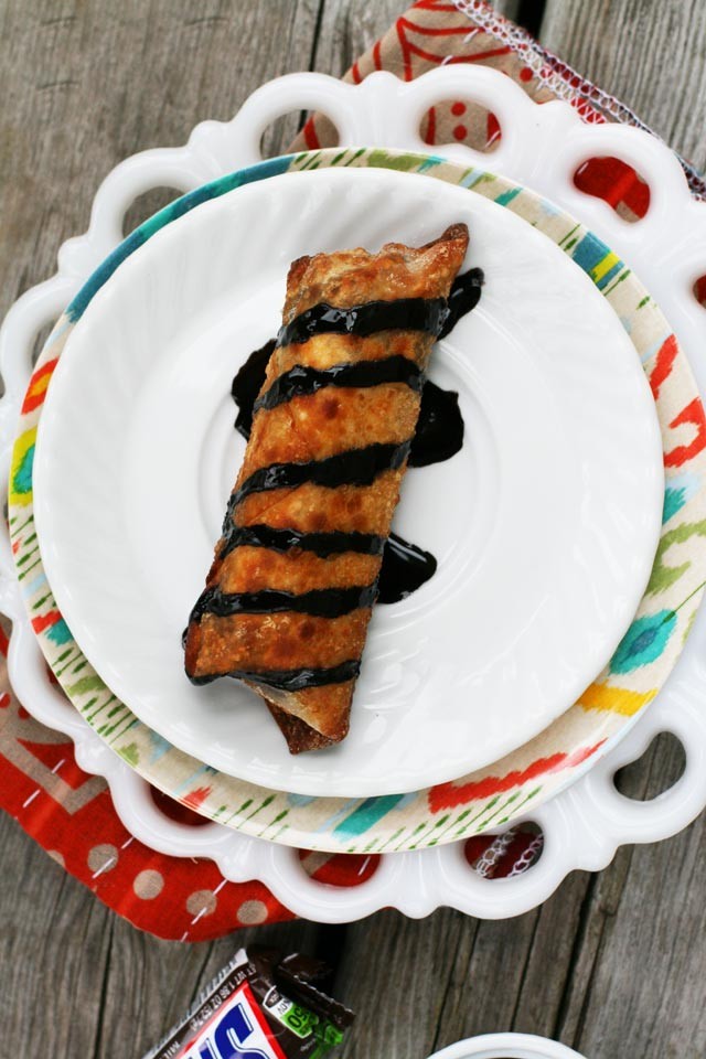 Deep fried candy bars (made with a wonton wrapper). A State Fair copycat recipe!