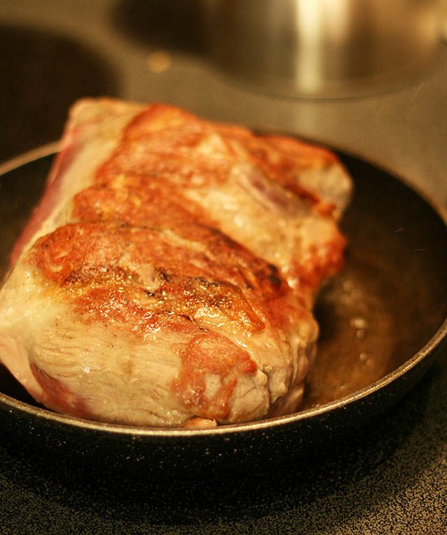 Searing pork, getting it ready for slow-cooker pork and lager stew. Click through for recipe!