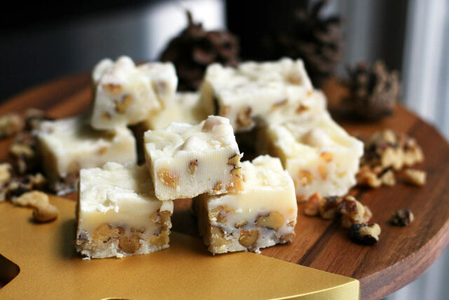White sour cream fudge with walnuts: This delicious white fudge is a welcome alternative to chocolaty fudge.