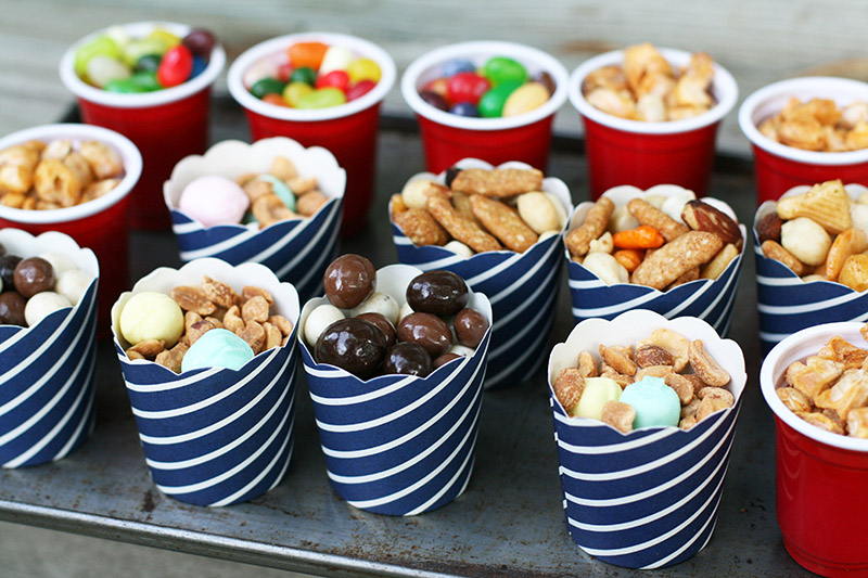 Throw a party on a budget: Inexpensive snack cup ideas!