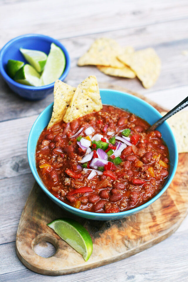 Basic chili recipe: The step-by-step guide for chili novices.