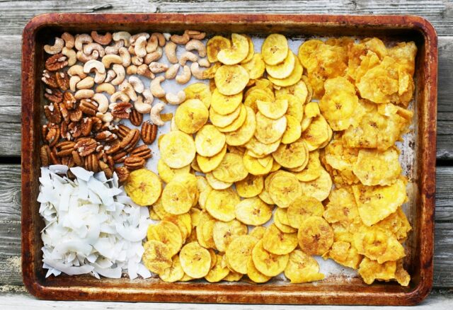 Paleo snack mix ingredients: What you'll need to make this paleo holiday snack mix.