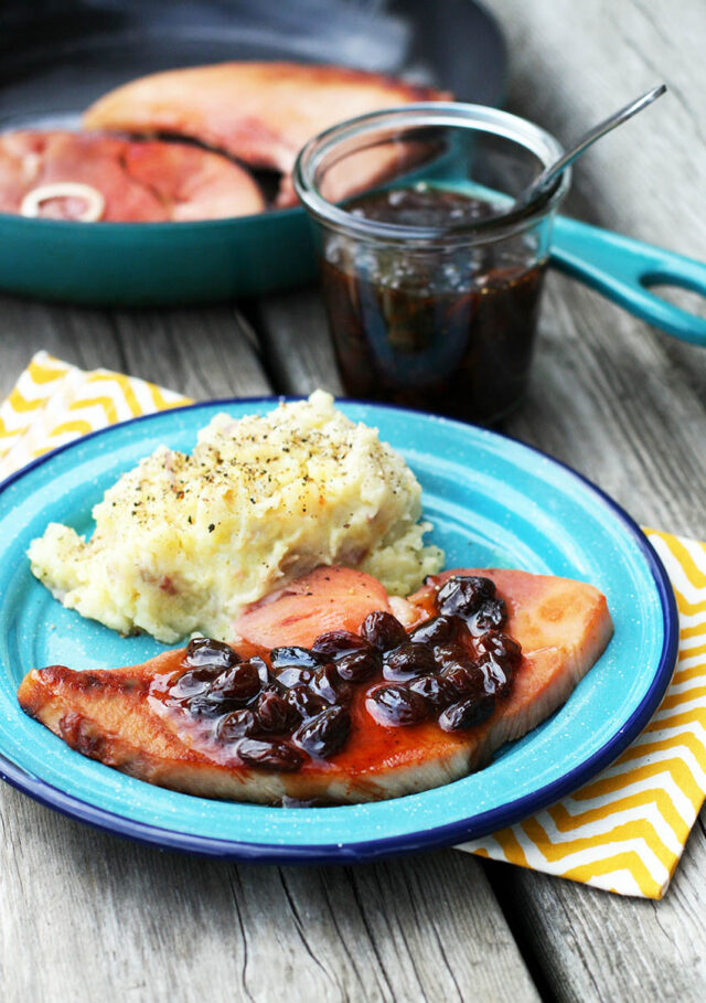 How to make raisin sauce for ham: Click through for this simple recipe!