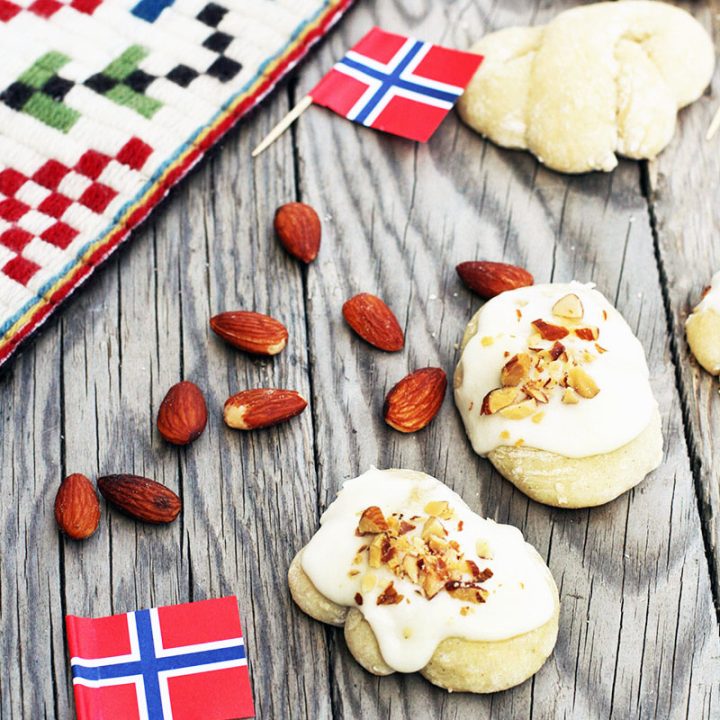 Norwegian kringla cookies: A classic cookie, perfect for Christmas!