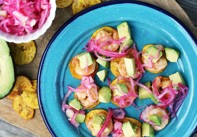 Plantain, shrimp and avocado bites: A low-carb appetizer recipe that's full of flavor.