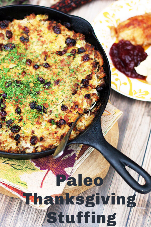 Paleo Thanksgiving stuffing? Believe it! Click through for this easy, satisfying Thanksgiving recipe.