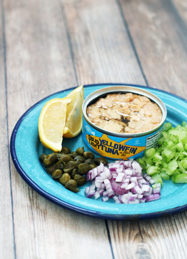 How to make the best tuna salad: This one has all the flavorful mix-ins! Click through for recipe.