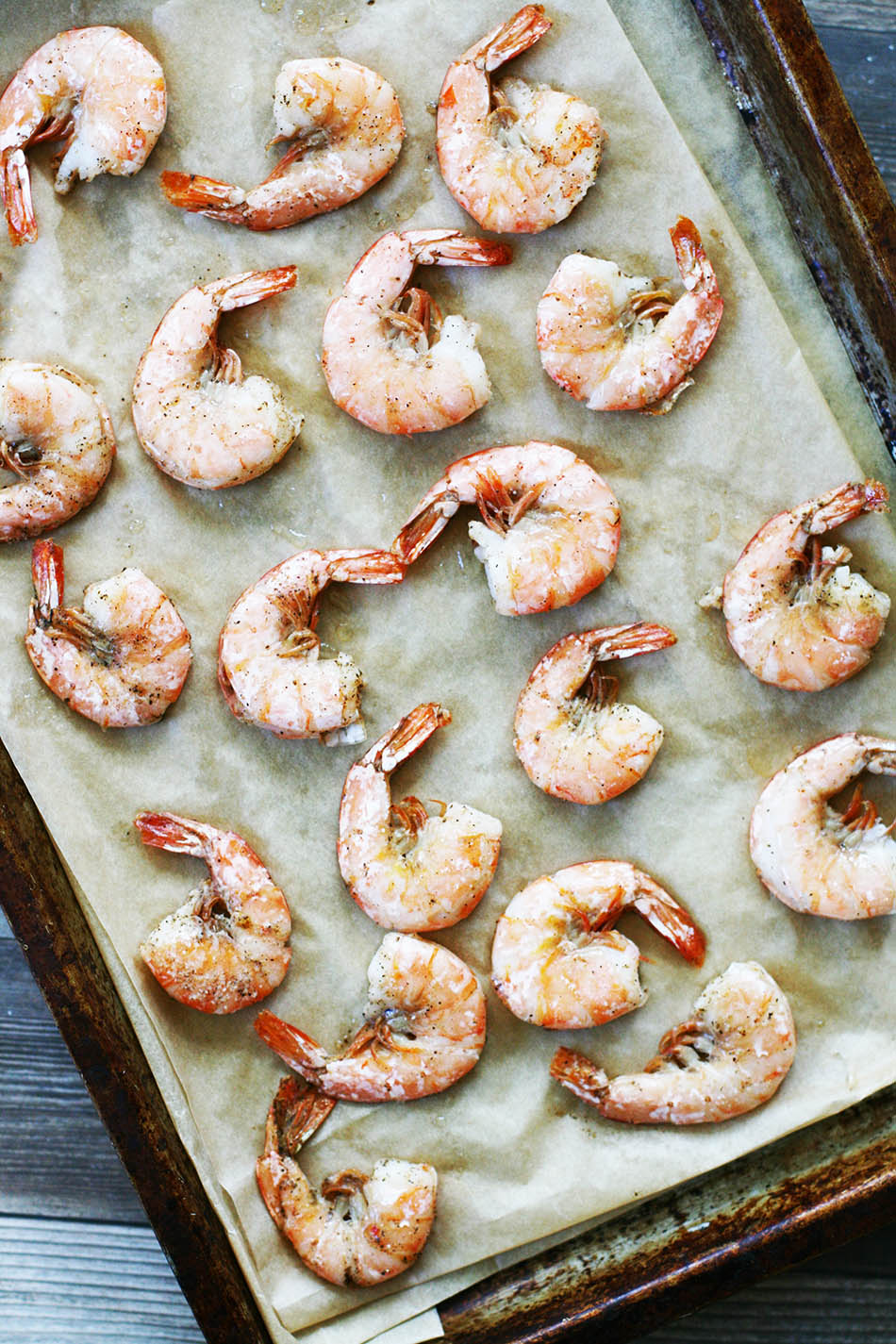 How to make oven-broiled shrimp at home: The easiest way to make shrimp!