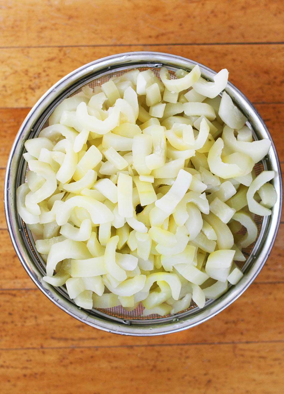 Cooked cucumbers ready to turn into Christmas pickles. Click through for recipe.